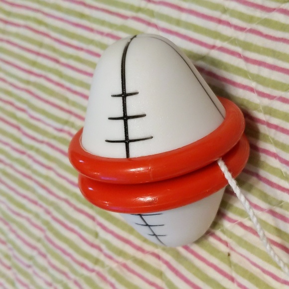 Foot ball YoYo - Picture 2 of 2